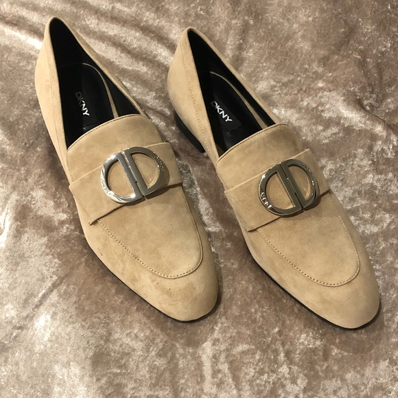 DKNY suede loafer shoes. Size 8 1/2 . Brand new, never been worn. - Picture 5 of 5